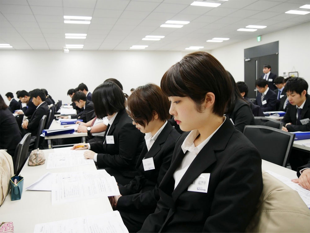 新入社員向け導入研修を実施しました（4/2～4/5）｜株式会社アウトソーシングテクノロジー